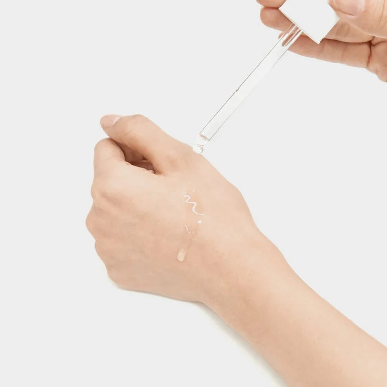 Веганская сыворотка против воспалений Manyo Our Vegan Heartleaf 98 Cica Serum