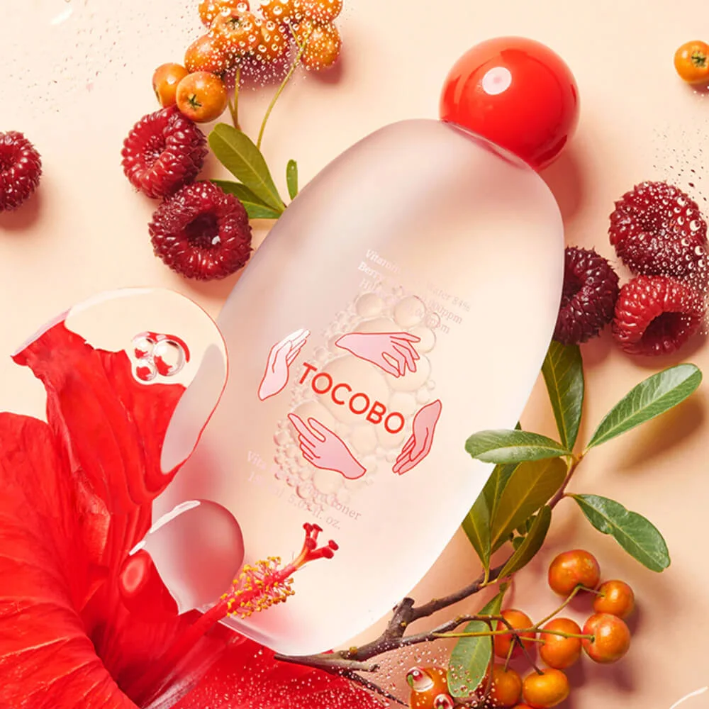 Антиоксидантный тоник для сужения пор с ягодами Tocobo Vita Berry Pore Toner