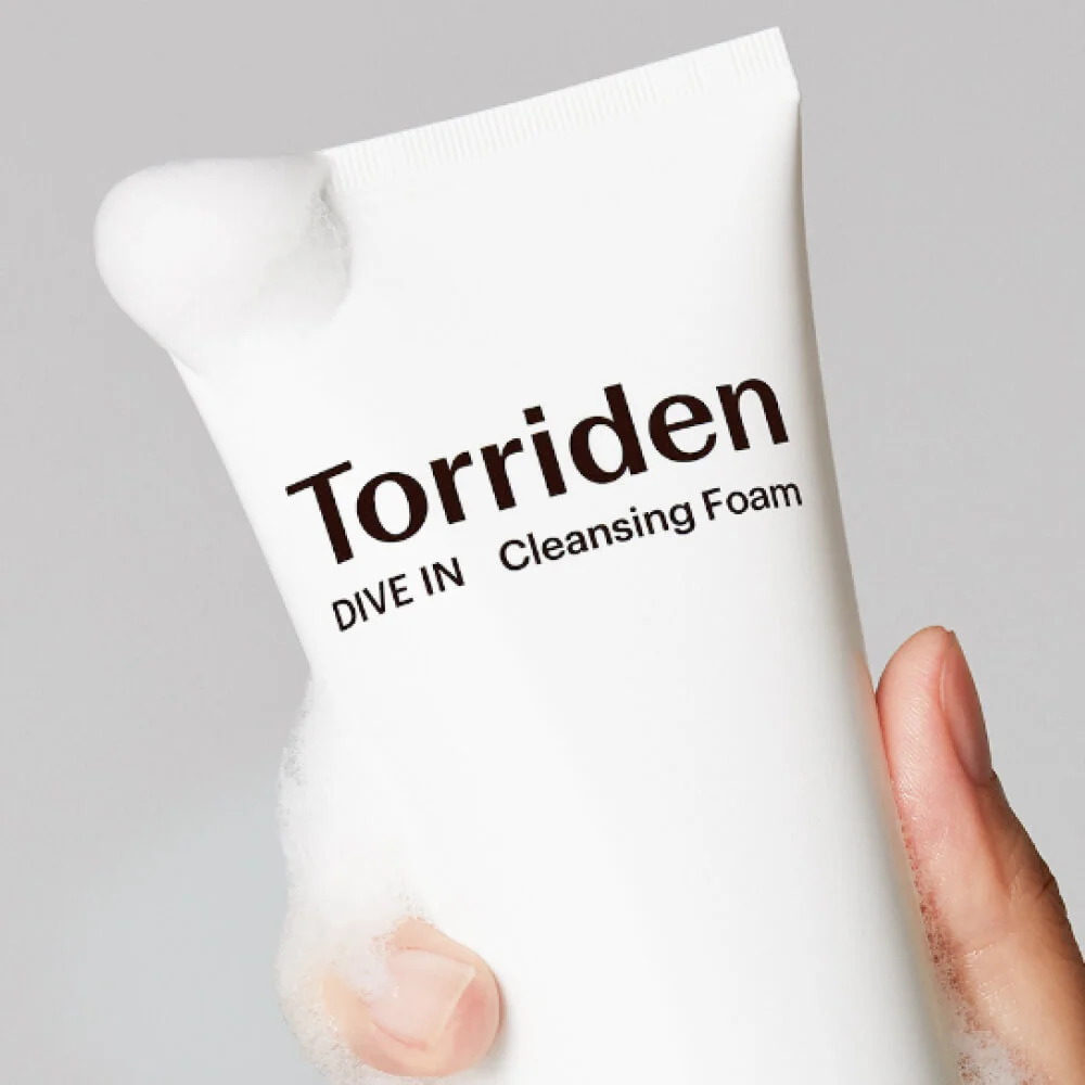 Гипоаллергенная пенка для умывания Torriden DIVE IN Low Molecular Hyaluronic Acid Cleansing Foam