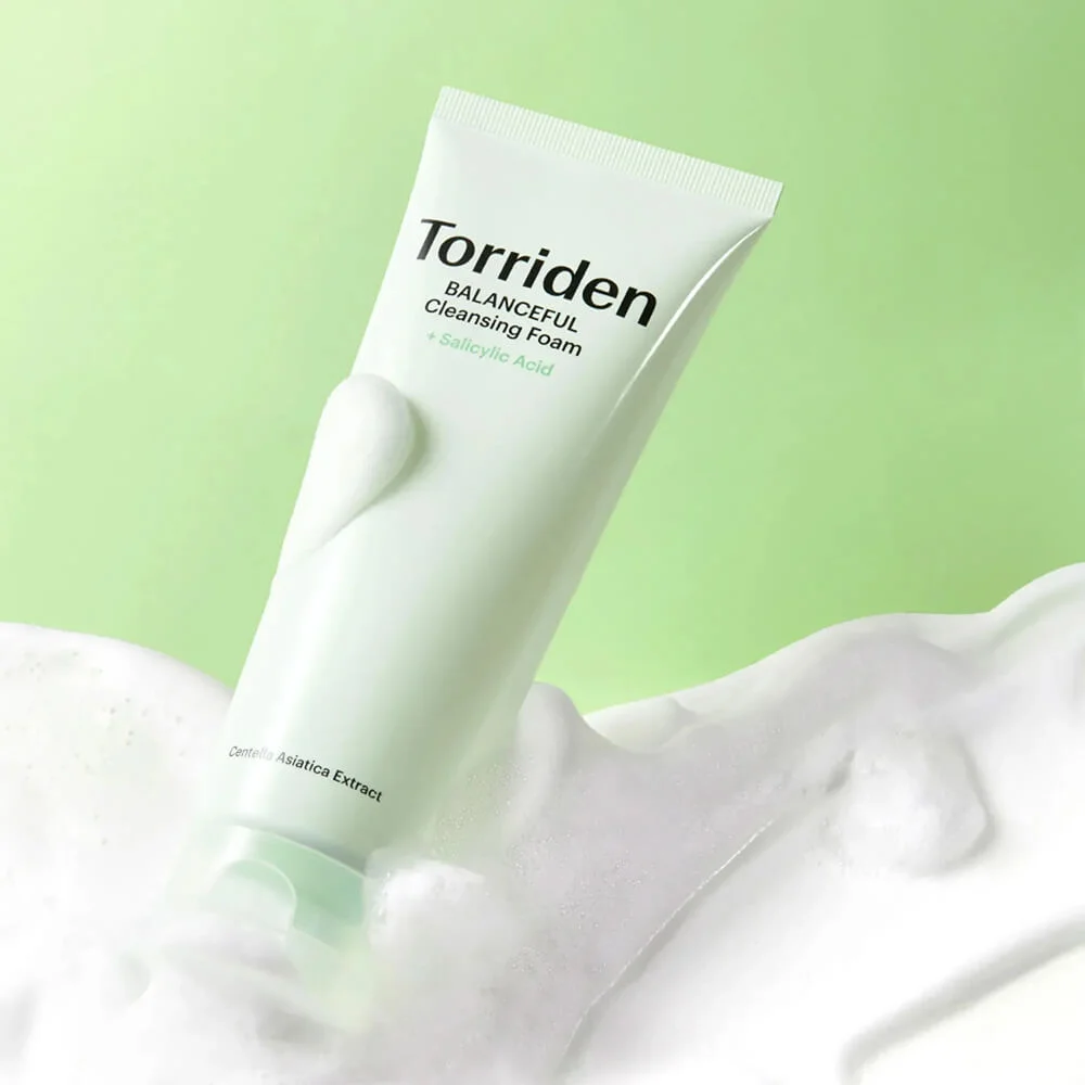 Пенка для очищения пор с салициловой кислотой Torriden Balanceful Cica Pore Cleansing Foam