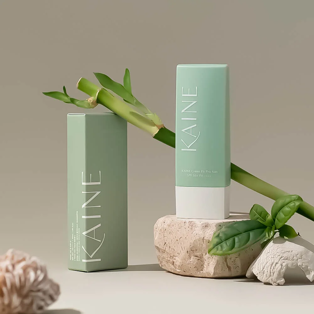 Успокаивающий солнцезащитный крем для чувствительной кожи Kaine Green Fit Pro Sun SPF50+ PA++++