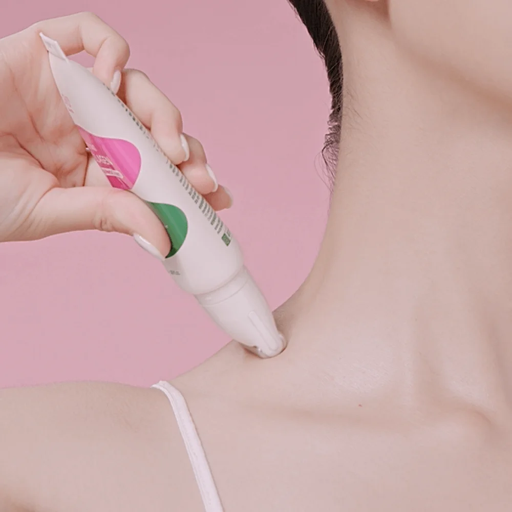 Роликовый крем для массажа шеи с ретиналем CKD Retino Collagen Small Molecule 300 Guasha Neck Cream