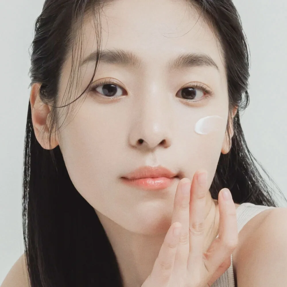 Увлажняющий солнцезащитный санскрин Abib Sedum Hyaluron Sunscreen Protection Tube SPF50+ PA ++++