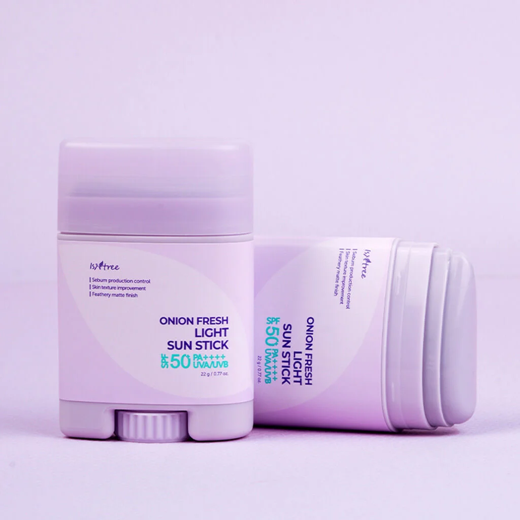 Солнцезащитный стик для проблемной кожи IsNtree Onion Fresh Light Sun Stick SPF50+ PA++++