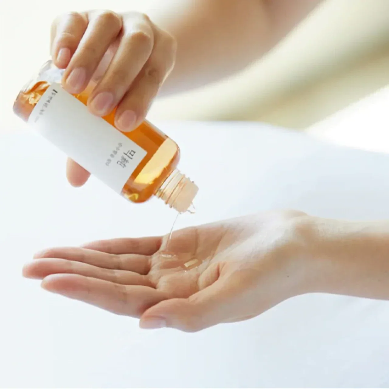 Эссенция для лица с экстрактом нони Mixsoon Noni Fruit Essence