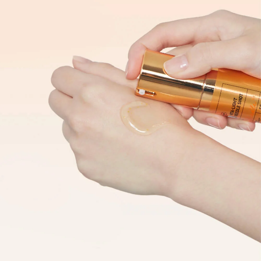Бустер-сыворотка с микроиглами и витамином C VT Cosmetics Vita-Light Reedle Shot 100