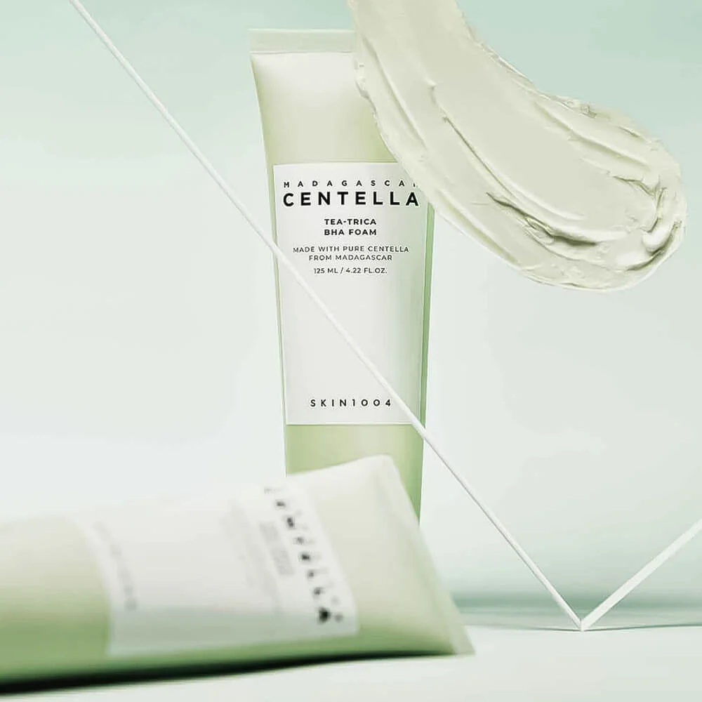 Антибактериальная пенка для умывания SKIN1004 Madagascar Centella Tea-Trica BHA Foam