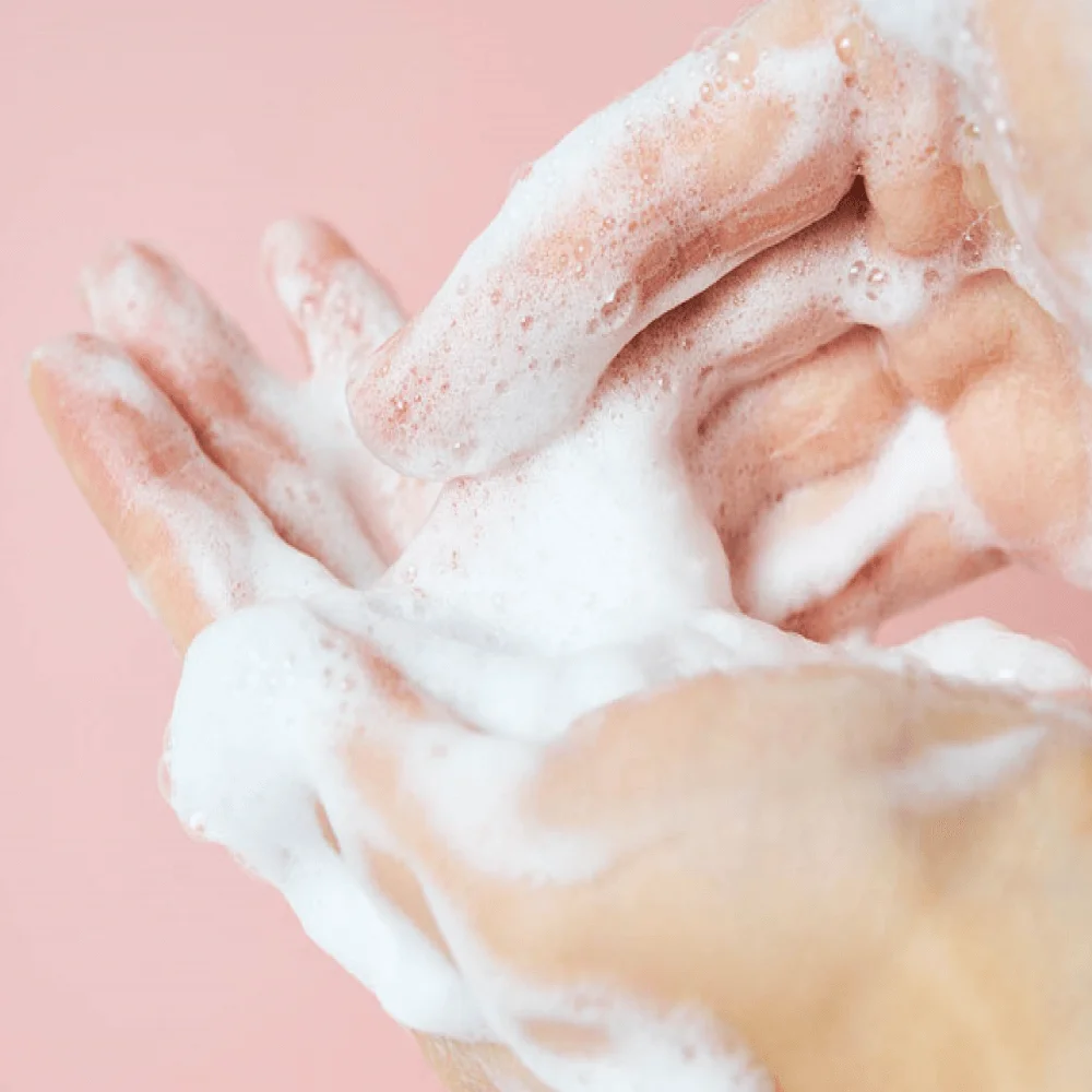 Глубоко очищающая пенка для сужения пор SKIN1004 Madagascar Centella Poremizing Deep Cleansing Foam