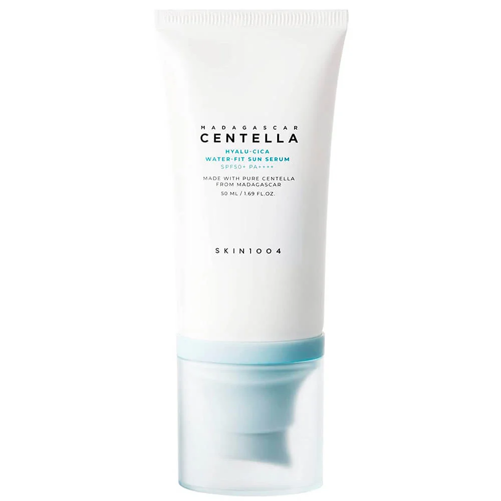 Солнцезащитная сыворотка SKIN1004 Madagascar Centella Hyalu-Cica Water-Fit Sun Serum SPF50+ PA++++ 50мл