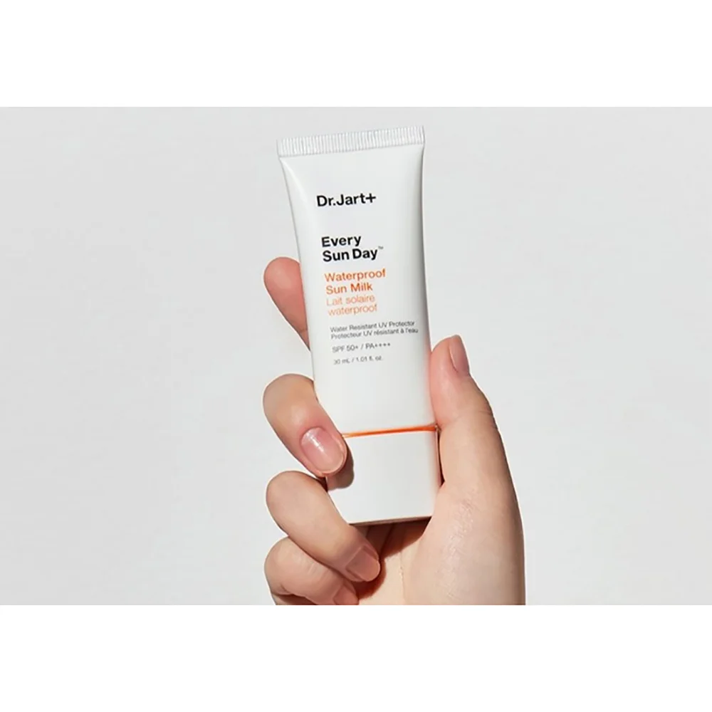 Водостойкое молочко для защиты от солнца Every Sun Day Waterproof Sun Milk SPF 50+/PA ++++ 30мл