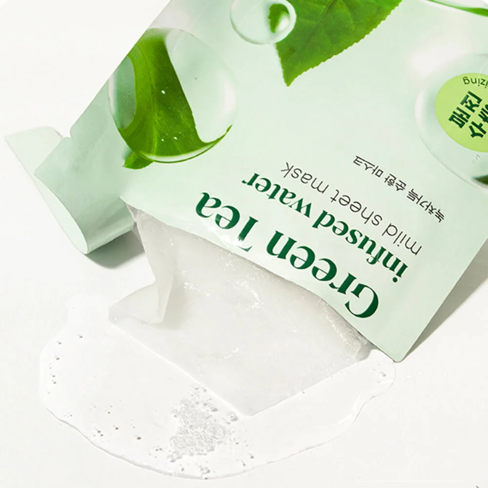 Тонизирующая тканевая маска с зелёным чаем Goodal Green Tea Infused Water Mild Sheet Mask