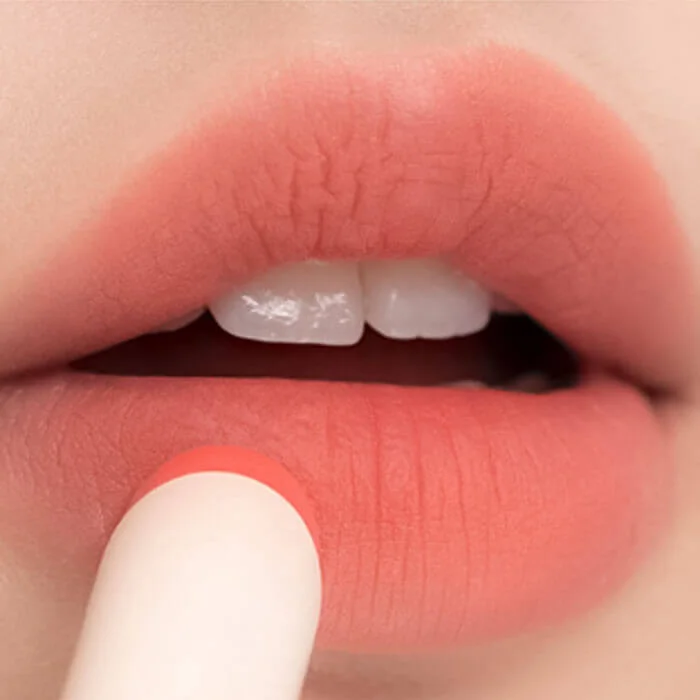 Лёгкая матовая помада для губ rom&nd Zero Matte Lipstick 06