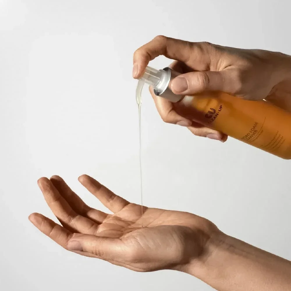 Увлажняющая пенка для умывания с мёдом CUSKIN Clean-Up Hydro Foam Cleanser