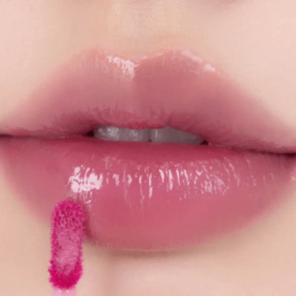 Глянцевый увлажняющий тинт для губ rom&nd Dewyful Water Tint 11 Lilac Cream 11