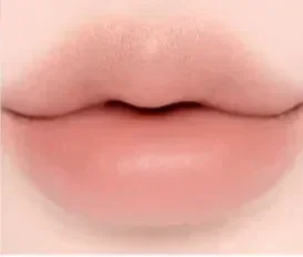 Вельветовый карандаш для губ Dasique Mood Blur Lip Pencil 02 Almond Coral 02