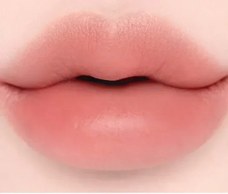 Вельветовый карандаш для губ Dasique Mood Blur Lip Pencil 08 Over Pink 08