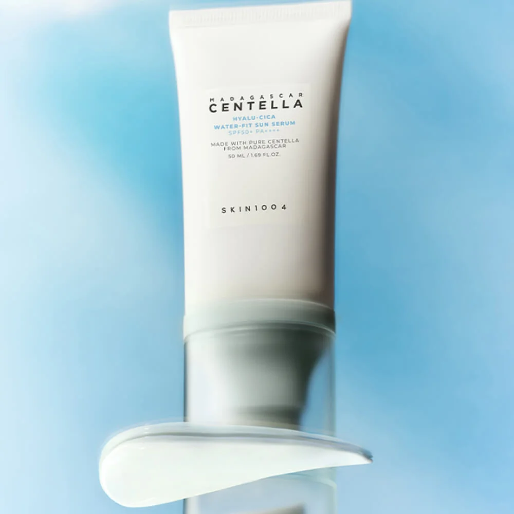 Солнцезащитная сыворотка SKIN1004 Madagascar Centella Hyalu-Cica Water-Fit Sun Serum SPF50+ PA++++ 100мл