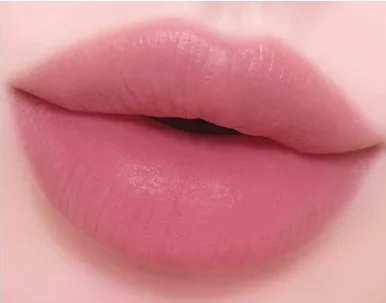 Полуматовый бархатный тинт с эффектом блюра Сlio Hug Blur Tint 03 Precious Lavender 03