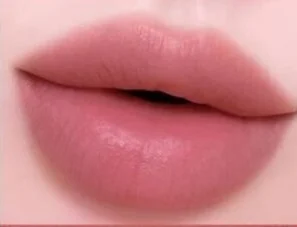 Полуматовый бархатный тинт с эффектом блюра Сlio Hug Blur Tint 04 Beloved Pink 04