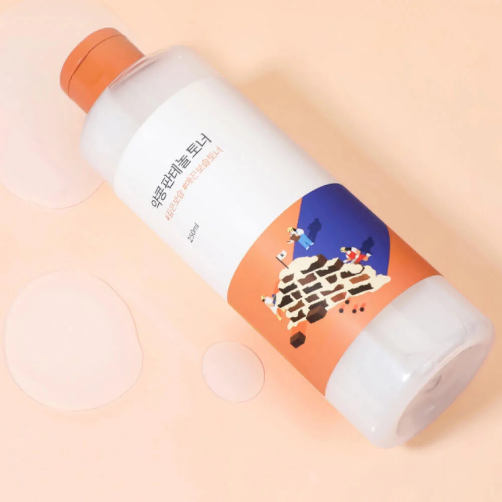 Барьерный тонер с чёрной соей и пантенолом Round Lab Soybean Panthenol Toner