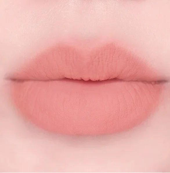 Бархатный каранадаш для губ AMUSE Lip Smudger 03 Salmon 03