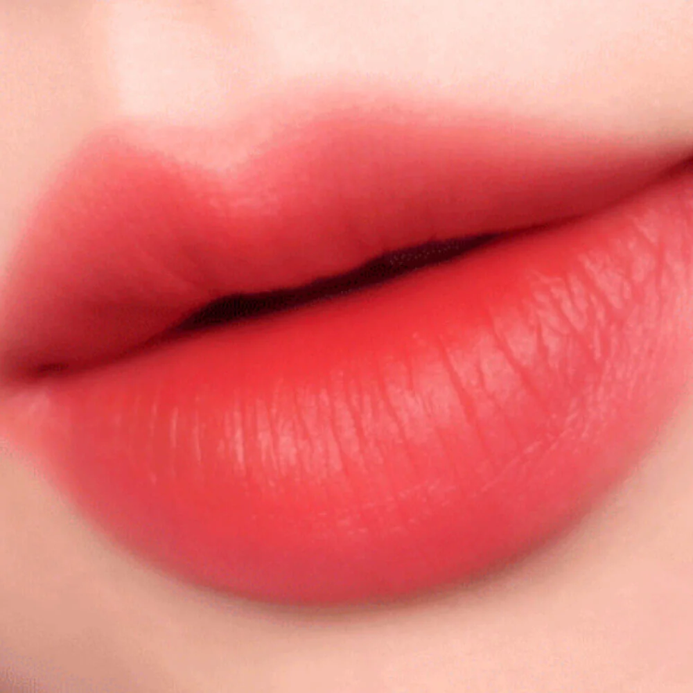 Стойкий бархатный тинт для губ Unleashia Luv Hug Velvet Tint 01