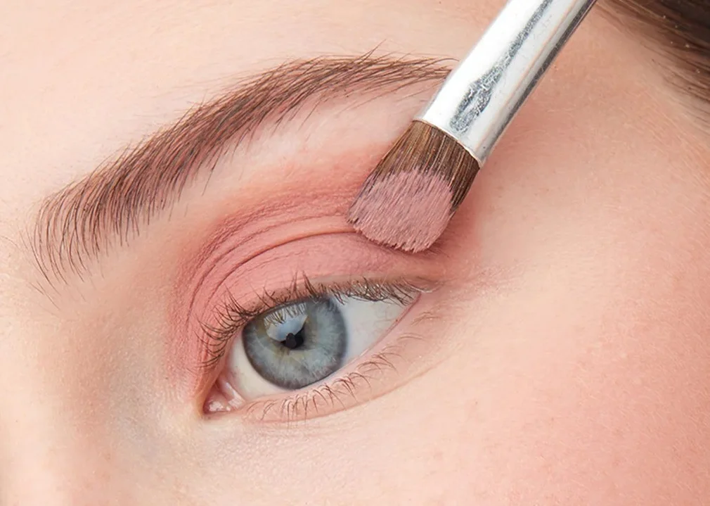 VIVIENNE SABO Жидкие тени для век Artiste 24/7 06 коричневый 06