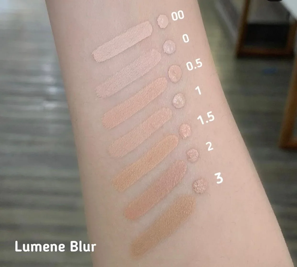 Устойчивый тональный крем 16 часов SPF 15 LUMENE Blur 