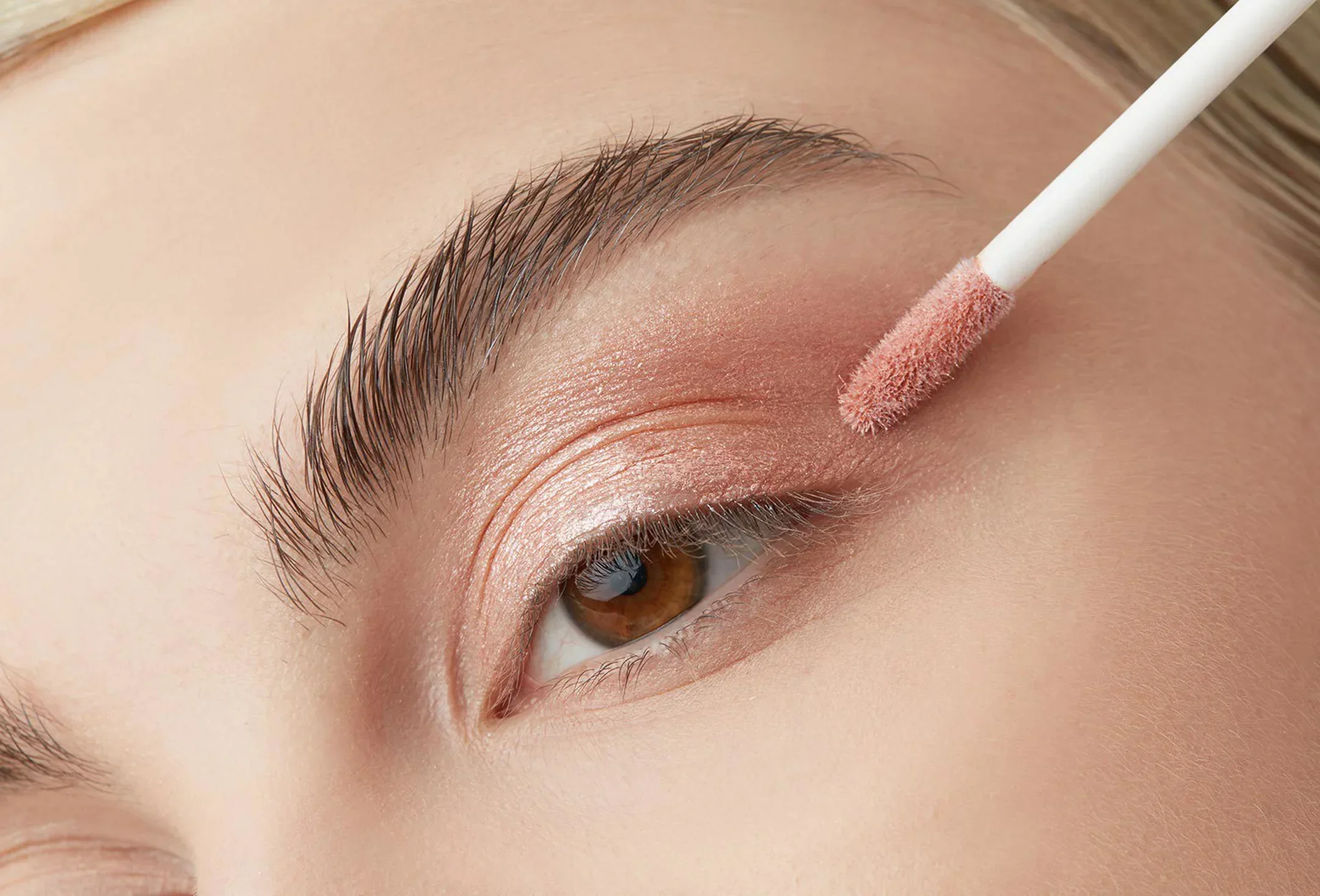 Жидкие тени для век с металлическим сиянием LUXVISAGE Metal hype 02