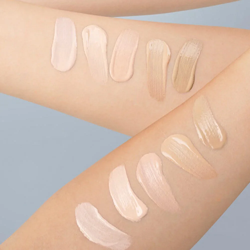 Тональный кушон с сияющим финишем fwee Cushion Glass Natural SPF50+ РА+++ 