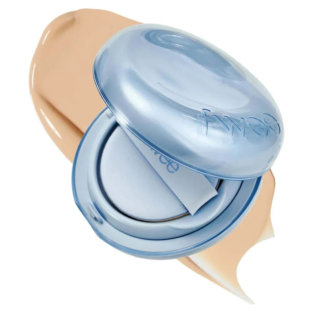 Тональный кушон с сияющим финишем fwee Cushion Glass Natural SPF50+ РА+++ 03 Natural Glass 03