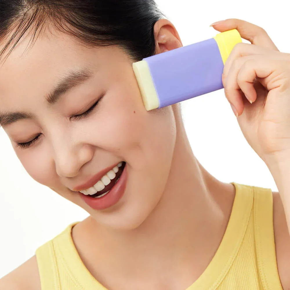 Солнцезащитный стик с бакучиолом By Wishtrend Pore Smoothing Bakuchiol Sun Stick SPF50+ PA++++