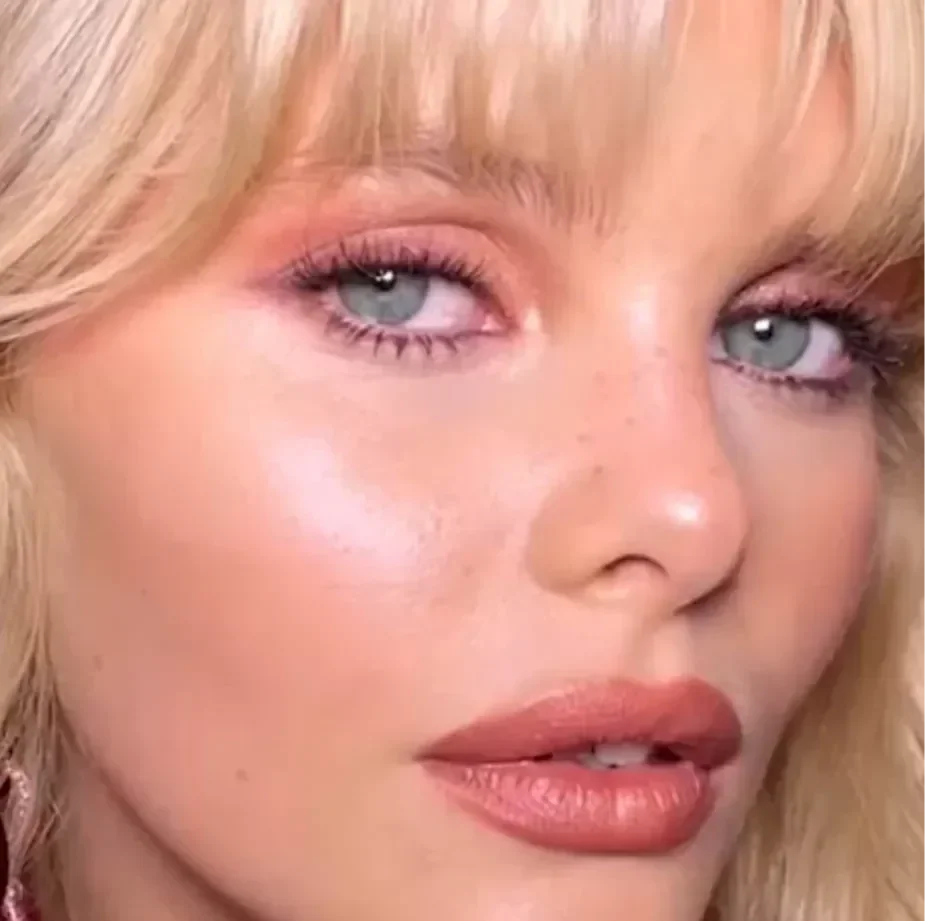 Двухцветные пудровые румяна Charlotte Tilbury CHEEK TO CHIC (Pillow Talk)