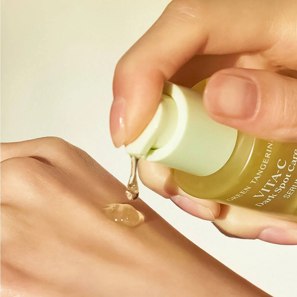 Осветляющая сыворотка для сияния кожи Goodal Green Tangerine Vita C Dark Spot Care Serum