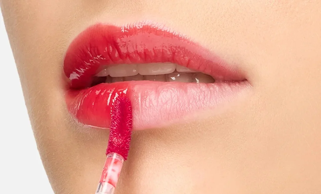 Увлажняющий сияющий тинт DASIQUE Juicy Dewy Tint 17 fig berry 17