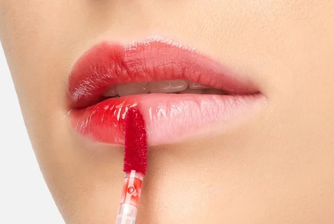 Увлажняющий сияющий тинт DASIQUE Juicy Dewy Tint 16 chili sherbet 16