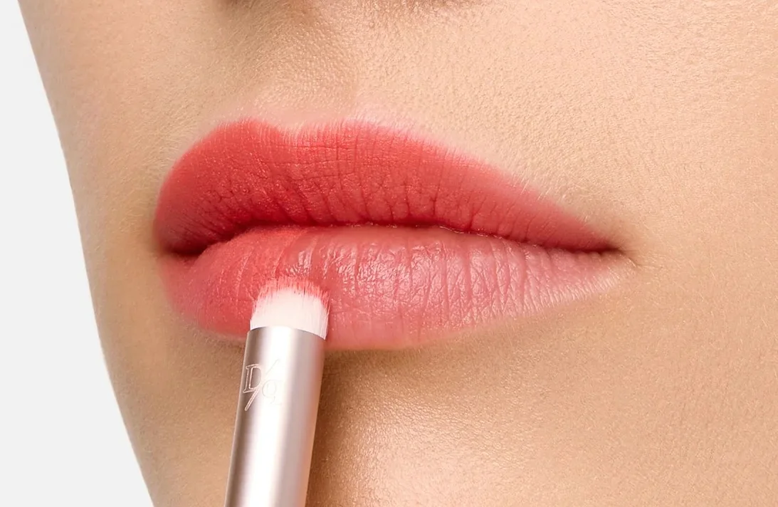 Бархатное суфле для губ и щёк Dasique Souffle Color Pot 04 mango spread 04