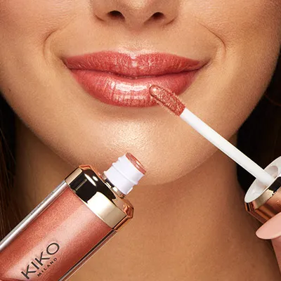 Легкий увлажняющий блеск KIKO 3D Hydro Lip Gloss 45 Enchanting Rosewood 45
