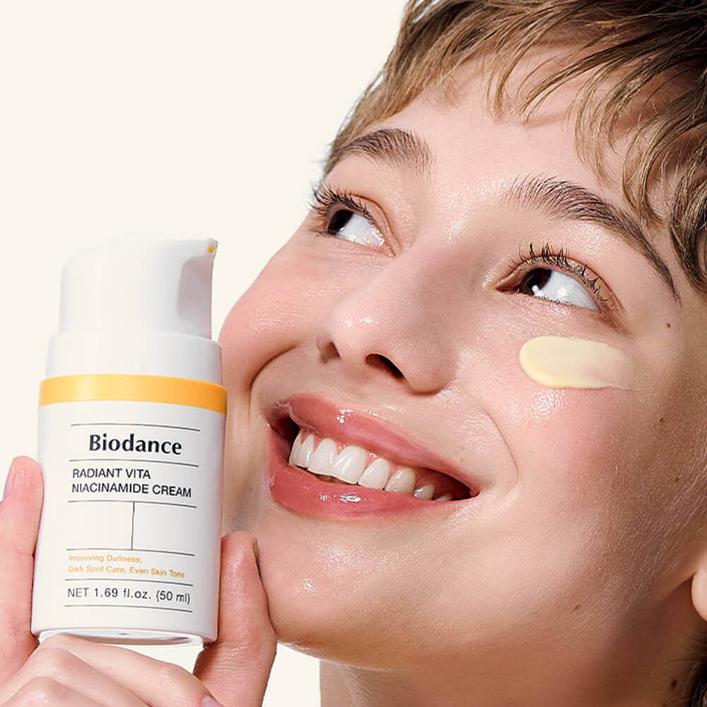 Осветляющий крем с 5% ниацинамидом для сияния кожи Biodance Radiant Vita Niacinamide Cream