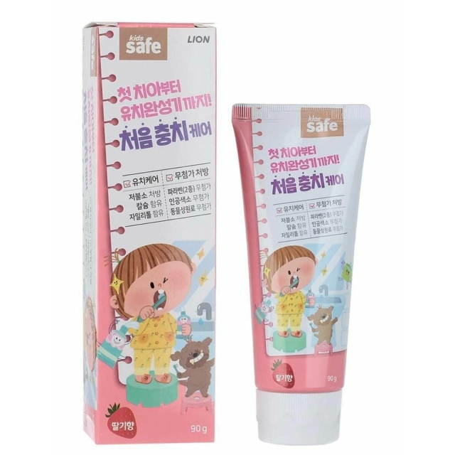 LION. Детская зубная паста Kids safe strawberry, клубника, 90 гр клубника