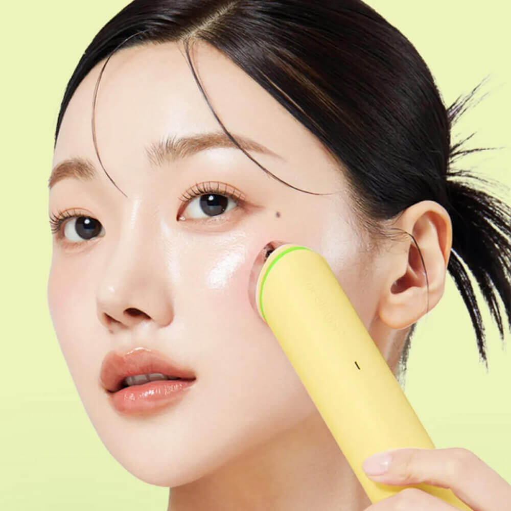 Микротоковый аппарат для ухода за кожей medicube AGE-R Booster Pro 