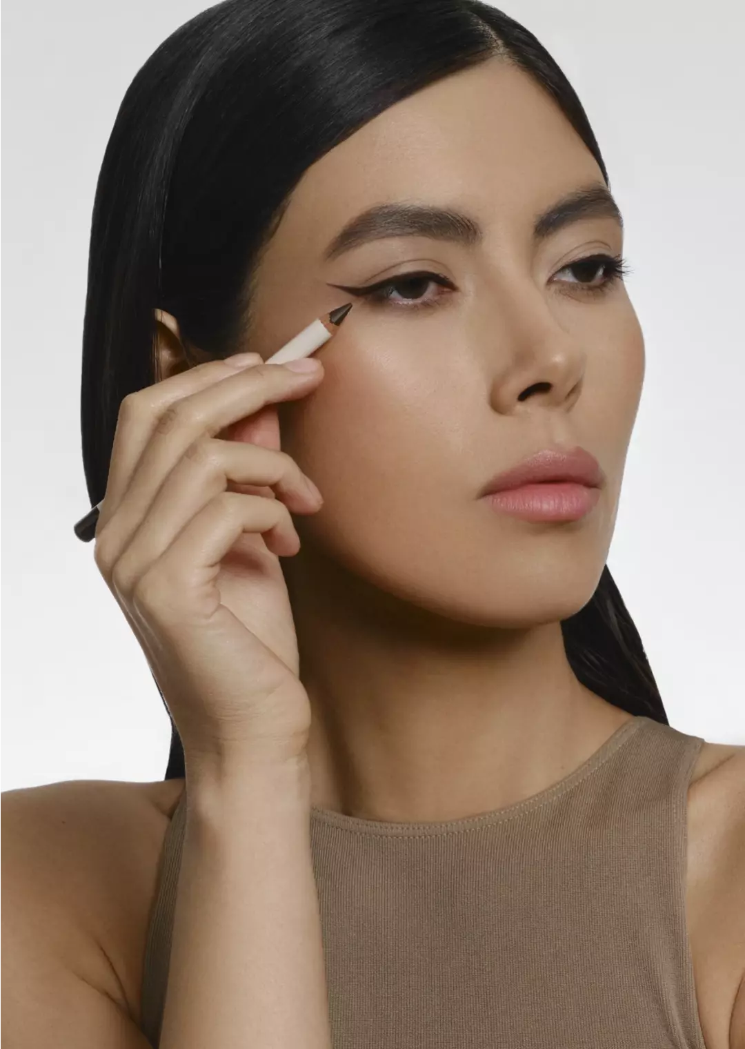 КАРАНДАШ ДЛЯ ГЛАЗ BERGAMO SHIK