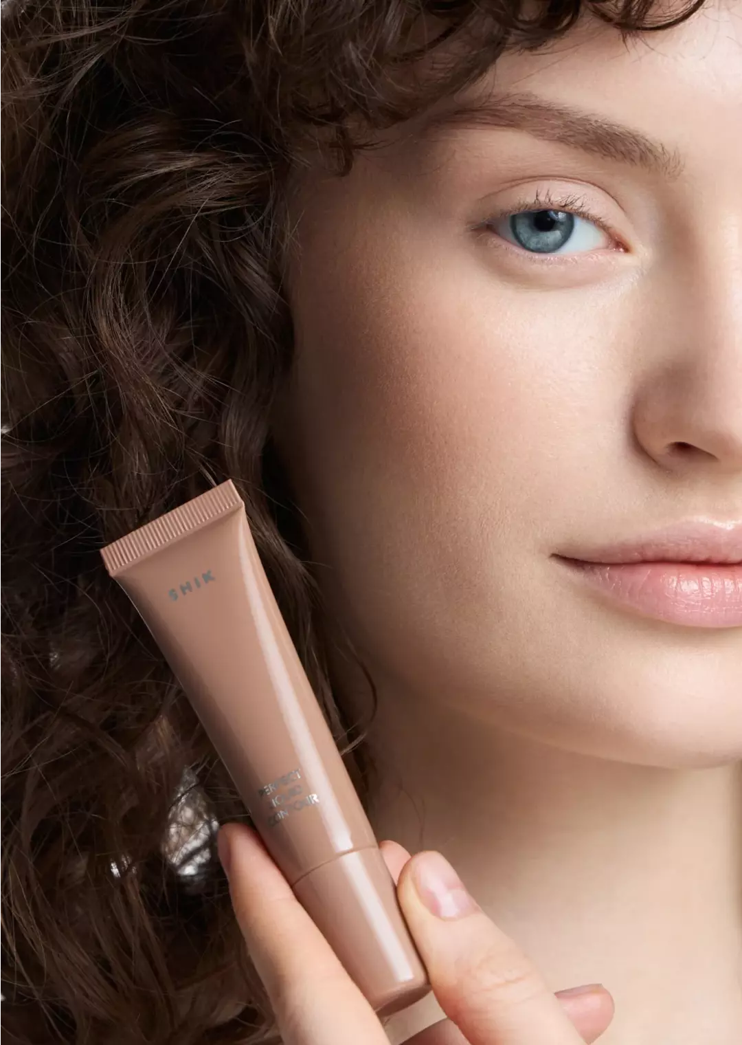 Жидкий скульптор SHIK PERFECT LIQUID CONTOUR 04