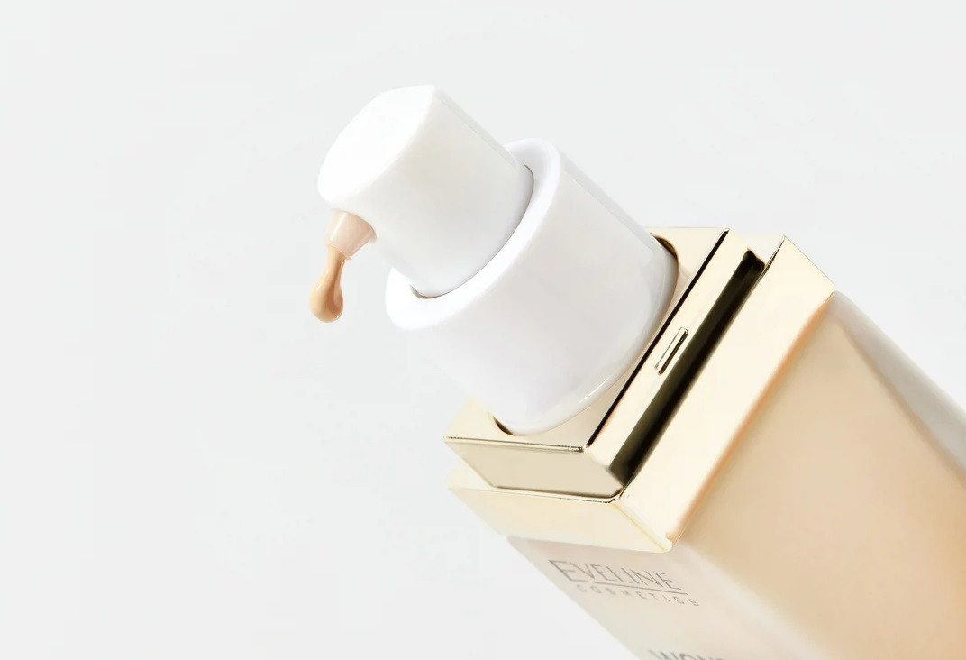 Тональная основа Eveline Cosmetics  «Wonder Match Lumi», тон 15 Natural