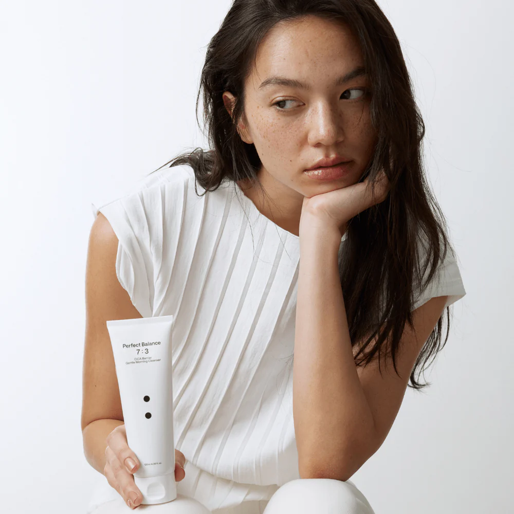 Гель для умывания B:LAB  Perfect Balance 7:3 Cica Barrier Gentle Morning Cleanser 