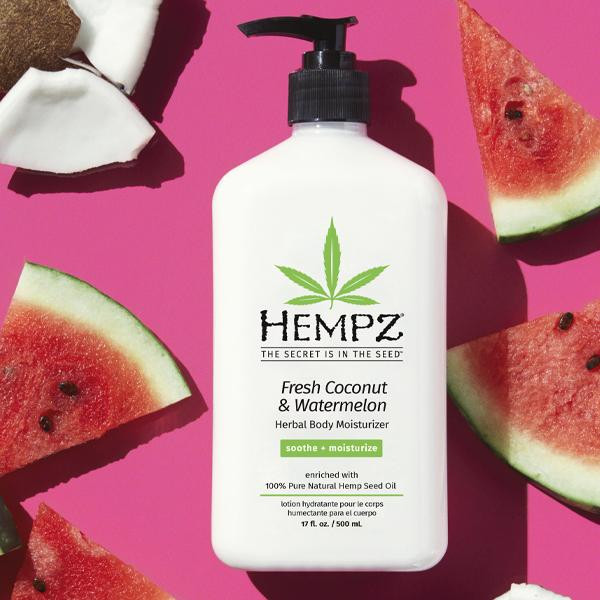 Молочко для тела увлажняющее Кокос и Арбуз / Fresh Coconut & Watermelon Herbal (500ml) - Hempz