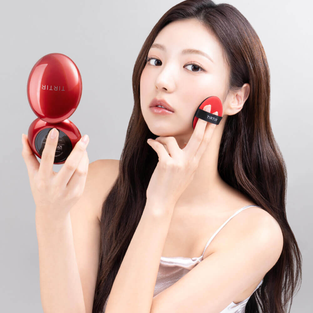 Стойкий кушон с полуматовым финишем TIRTIR Mask Fit Red Cushion 24N Latte