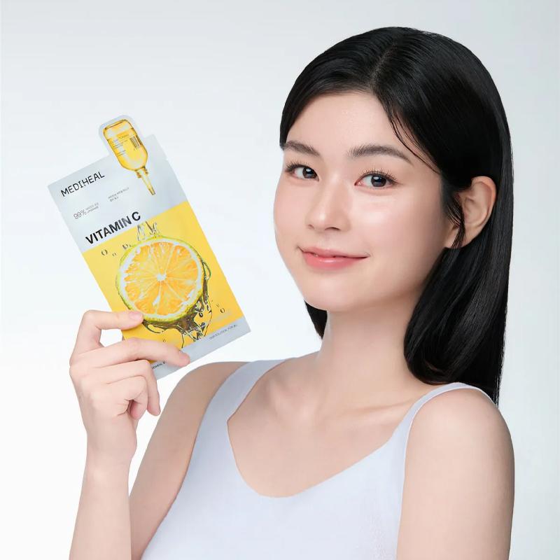 Осветляющая тканевая маска для лица с витамином С Mediheal Essential Vitamin C Clear Toning Mask