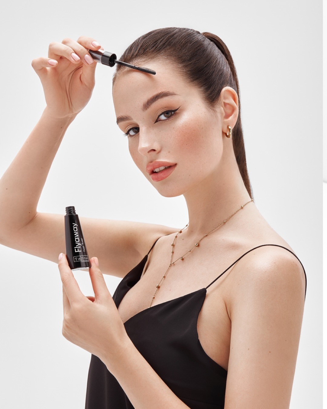  Фиксатор для выбившихся волос TASHE Professional Flyaway Hair Fixer