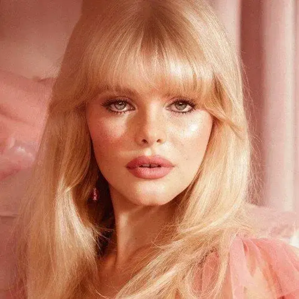 ЖИДКИЙ ХАЙЛАЙТЕР CHARLOTTE TILBURY Matte Blush Wand PILLOW TALK